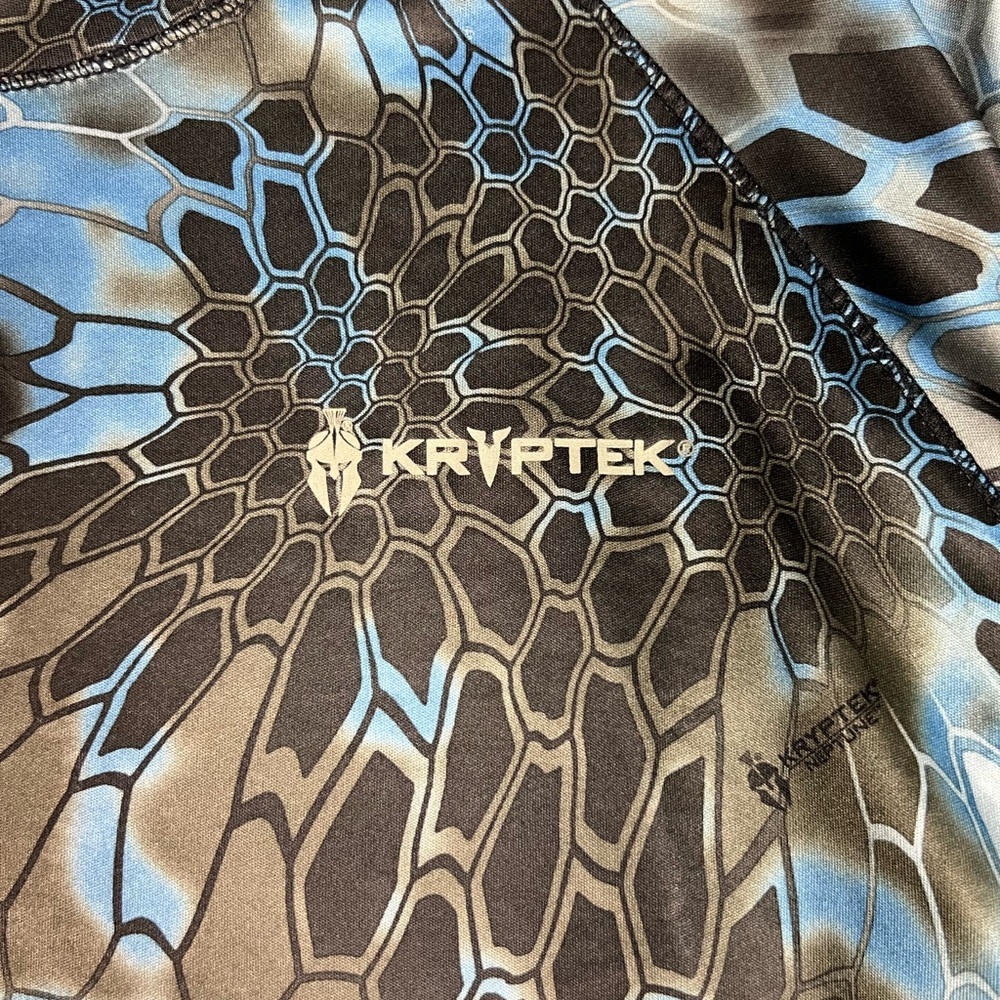 Kryptek Long Sleeve Performance Shirt - Blue/Teal Camo Size Large - Picture 3 of 6